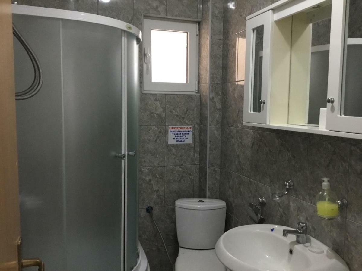 Dk Apartmani Dobra Voda Dış mekan fotoğraf